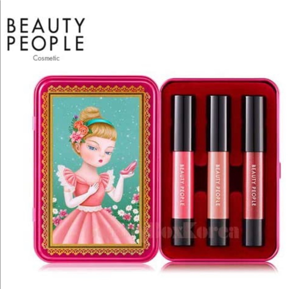 BEAUTY PEOPLE Honey Girl Dollish Lip Make-up Set